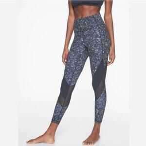 Athleta Leggings Womens Small Blue Sandstone Salutation Stash 7/8 Gym Yoga Mesh